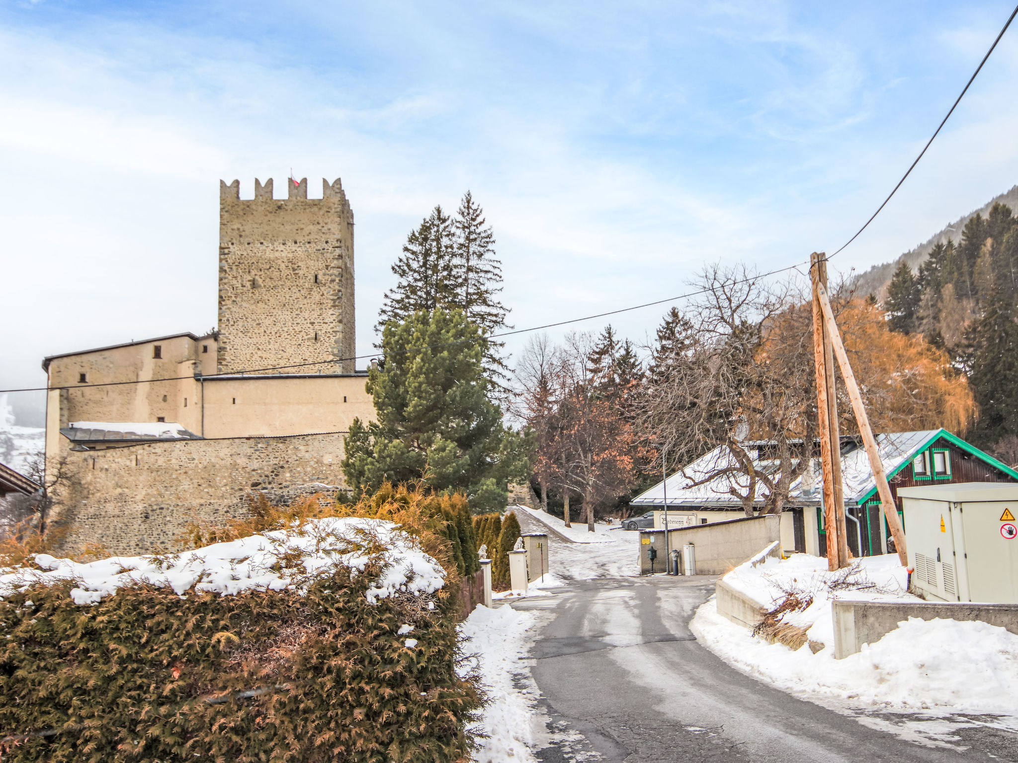 Burg Biedenegg, Pach-Buiten
