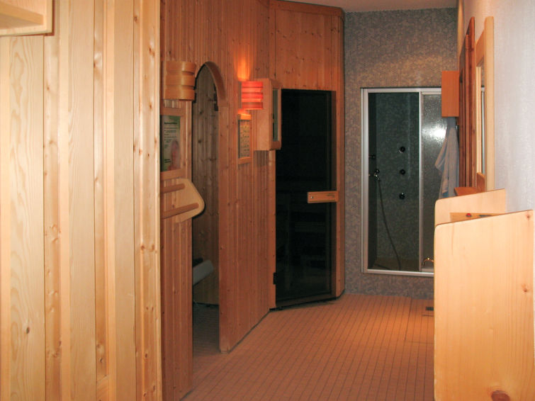 Search and Stay destination Fließ, Tirol - Austria from AU$ 1,316. Burg Biedenegg mit Schlosscafé