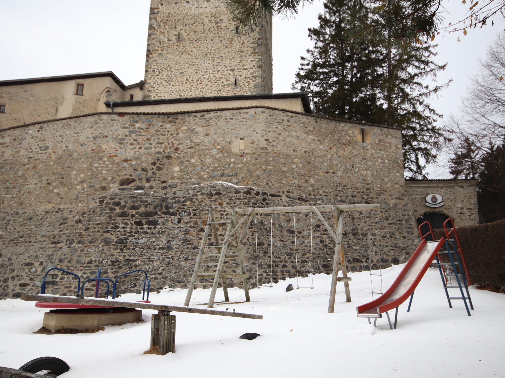 Burg Biedenegg, Sigwein-Outside