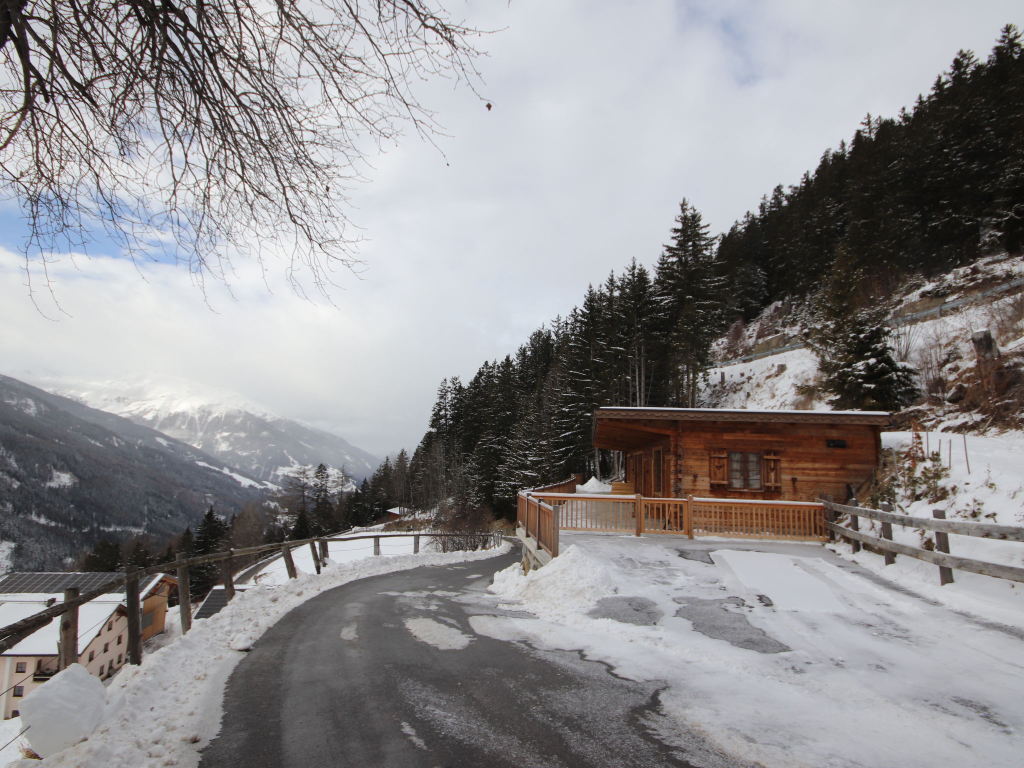 Chalet Ebenholz-Buiten