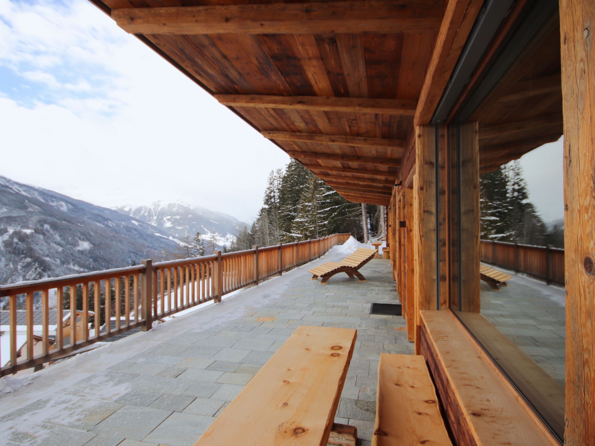 Chalet Ebenholz-Buiten