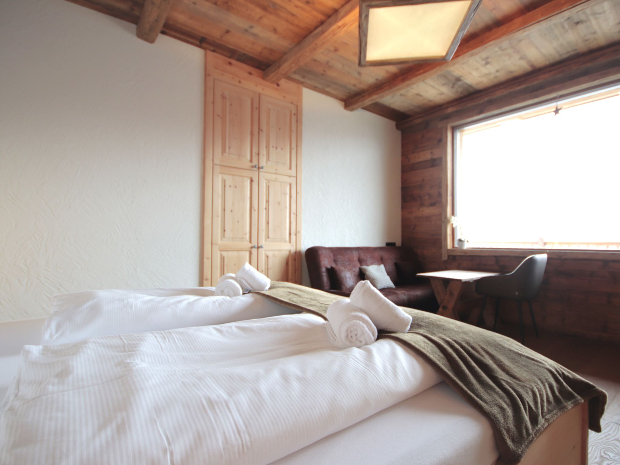 Chalet Ebenholz-Binnen