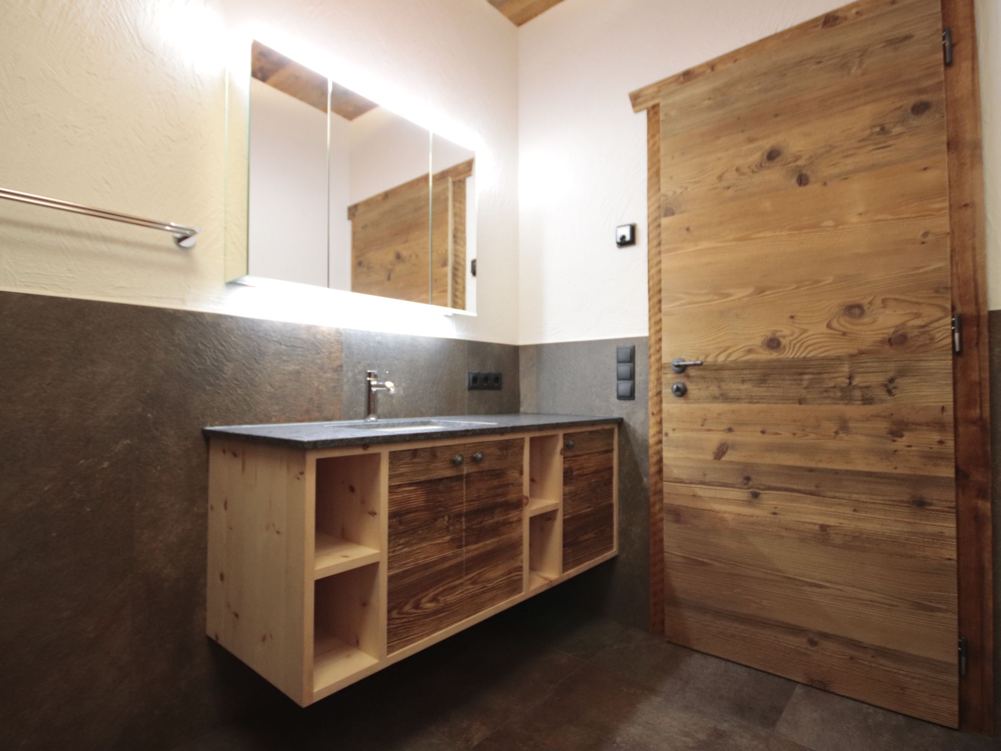 Chalet Ebenholz-Binnen