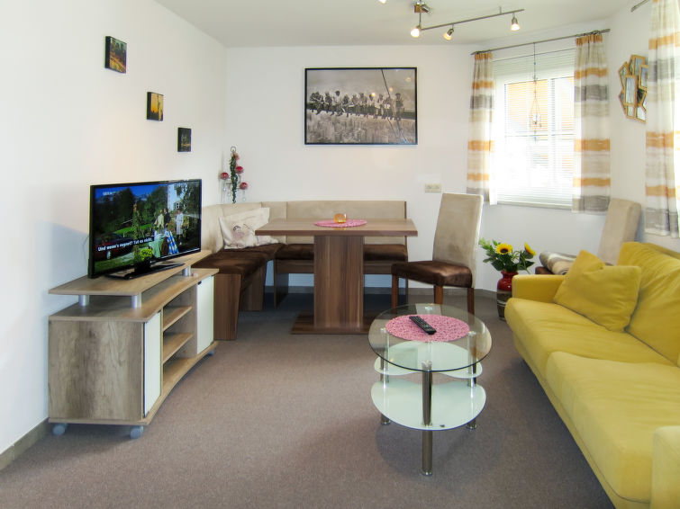 Search and Stay destination Prutz, Tirol - Austria from AU$ 171. Emma (PTZ170)