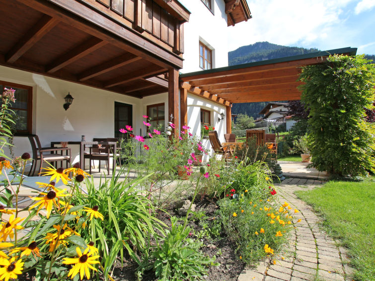 Search and Stay destination Pfunds, Tirol - Austria from AU$ 302. Rätia I