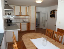 Ruim 9-persoons appartement in Nauders, direct aan wandelroutes en langlaufloipe - thumbnail 5