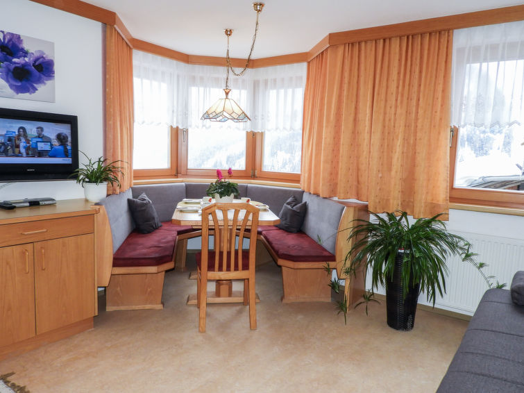 Search and Stay destination Gemeinde Spiss, Tirol - Austria from AU$ 188. Bergfeld (SIX171)