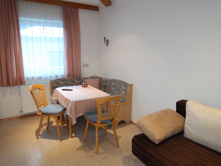 Search and Stay destination Gemeinde Spiss, Tirol - Austria from AU$ 134. Miriam (SIX200)