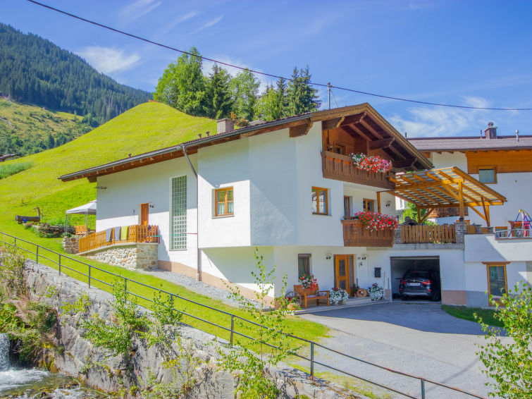 4-persoons appartement Voräule met bergzicht in See in See