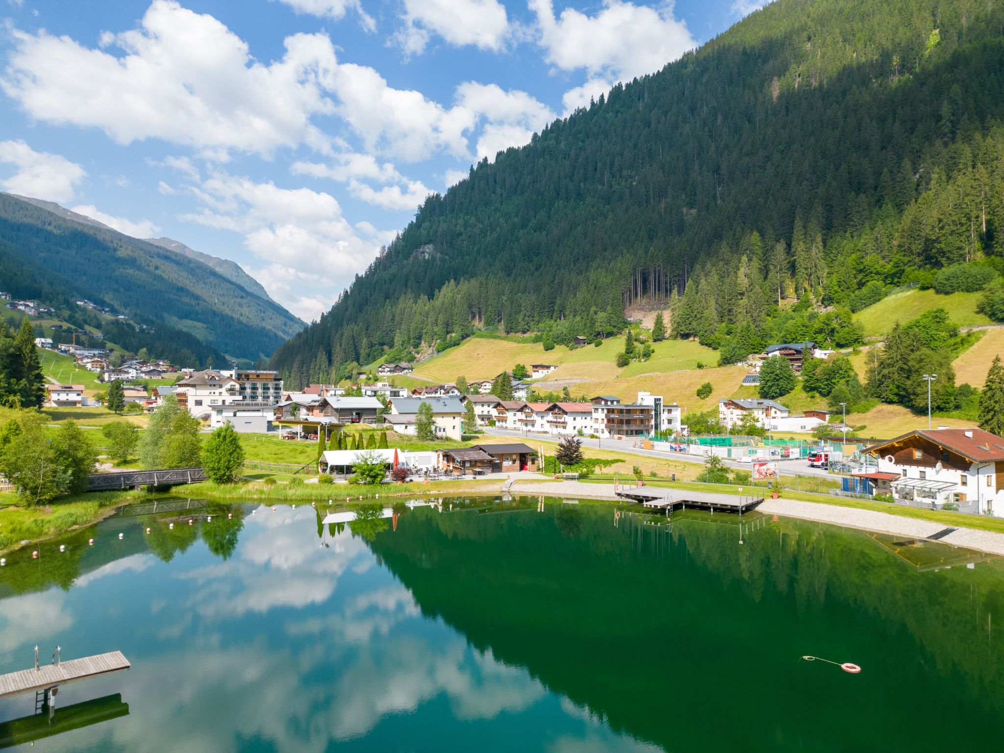 Stillvolle Luxus Wohnung in der Residenz Silvretta-Image-tags.info