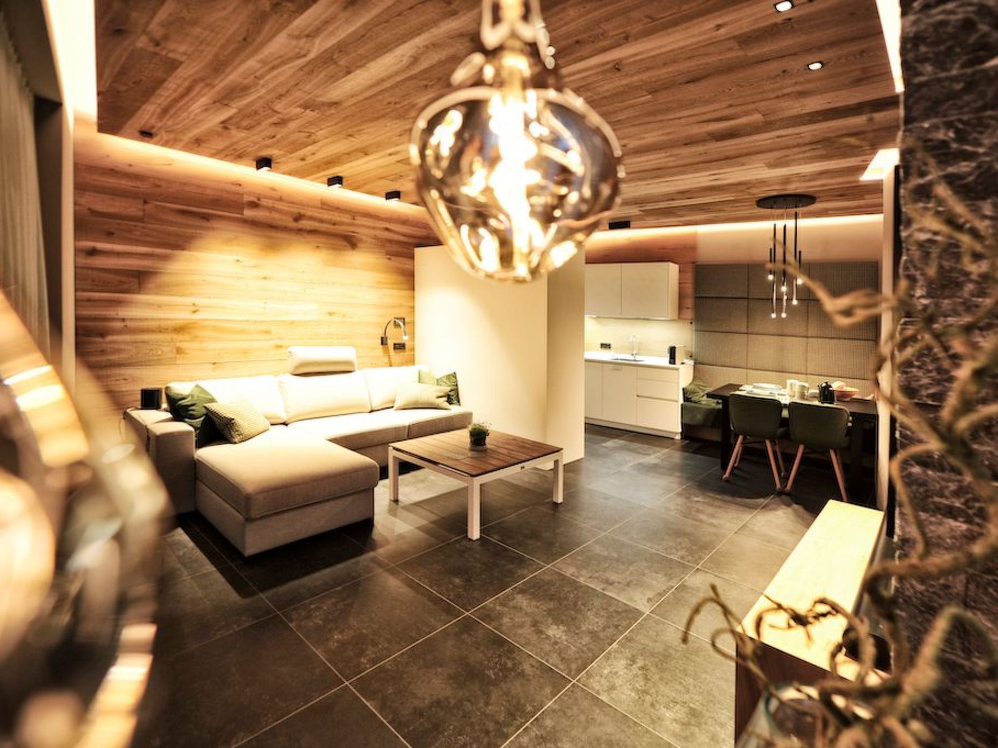 Alpiner Glam Penthouse - Trendy - Cosy - Comfy-Image-tags.info