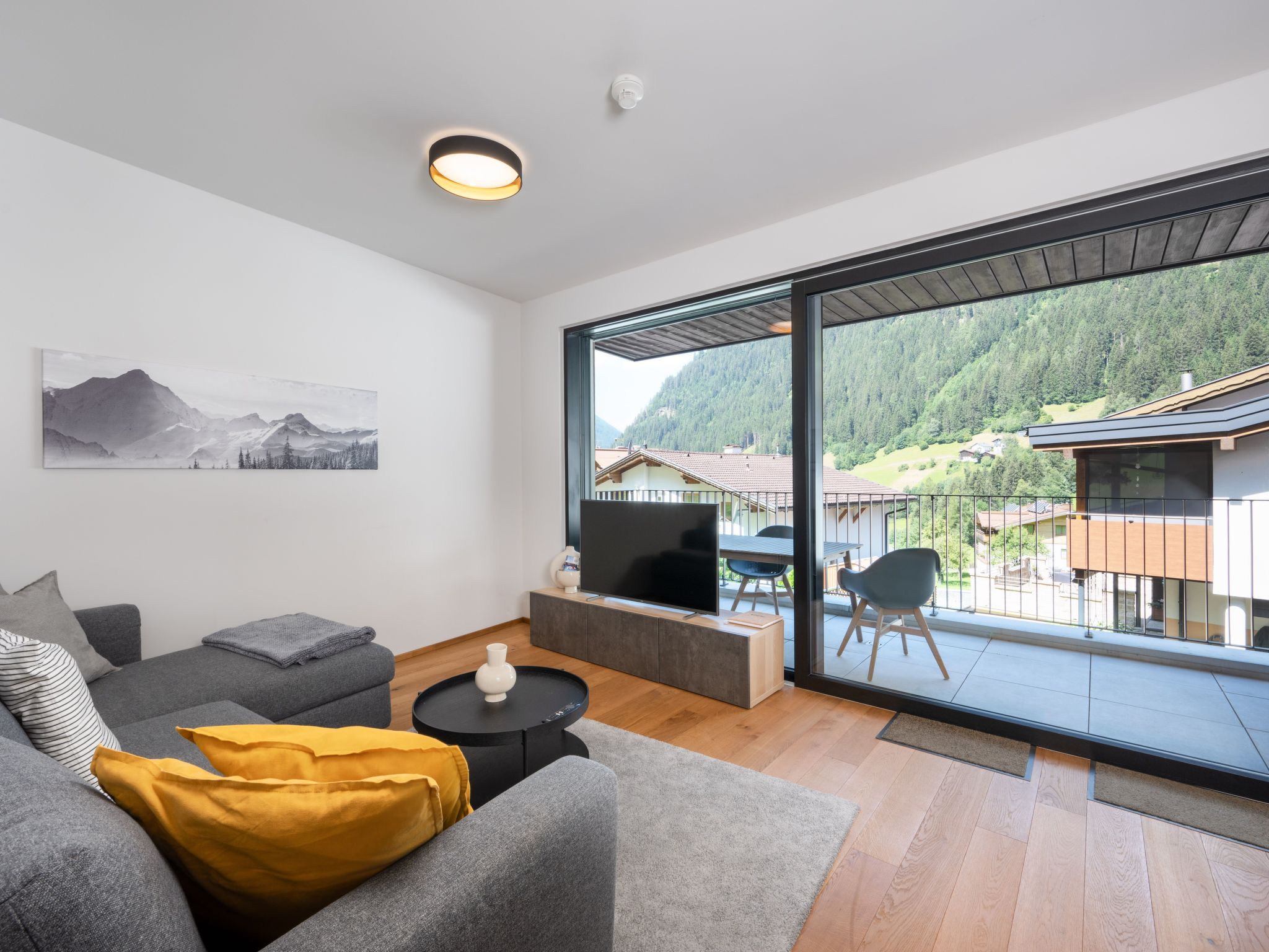 Charmantes Apartment in der Residenz Silvretta-Image-tags.info