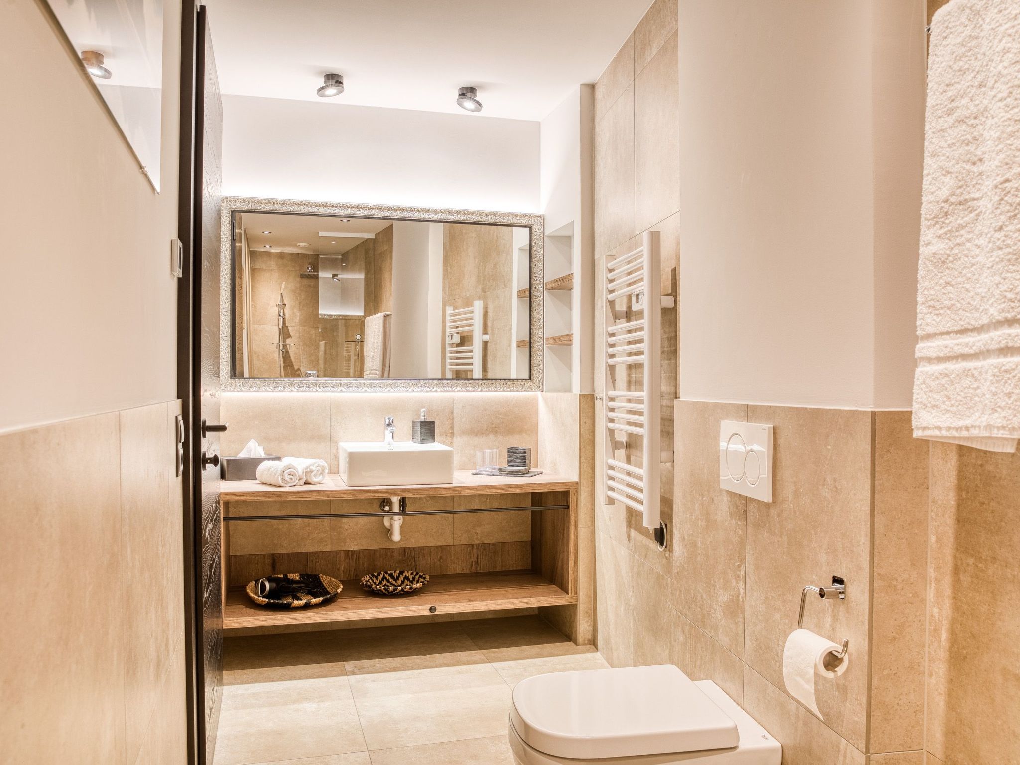 Exklusiv und elegantes Apartment in der Residenz-Image-tags.info