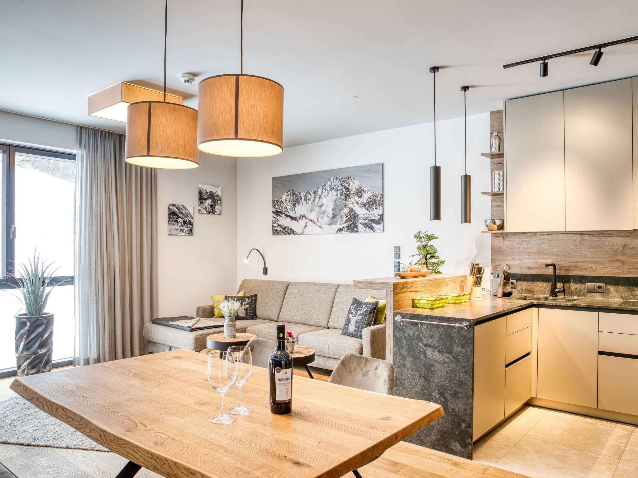 Exklusiv und elegantes Apartment in der Residenz-Image-tags.info