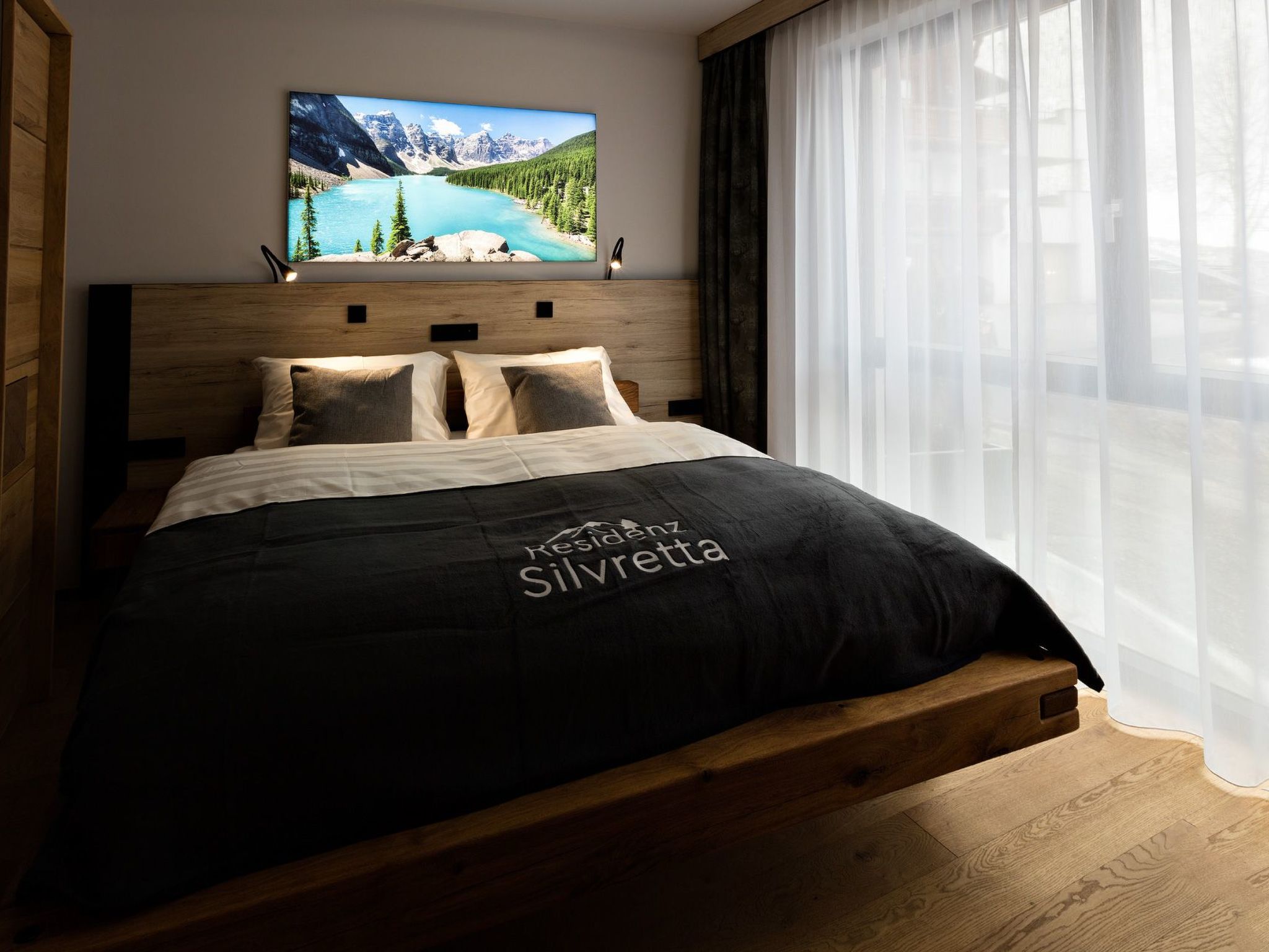 Moderne Wohnung mit einer wunderschönen Aussicht-Image-tags.info