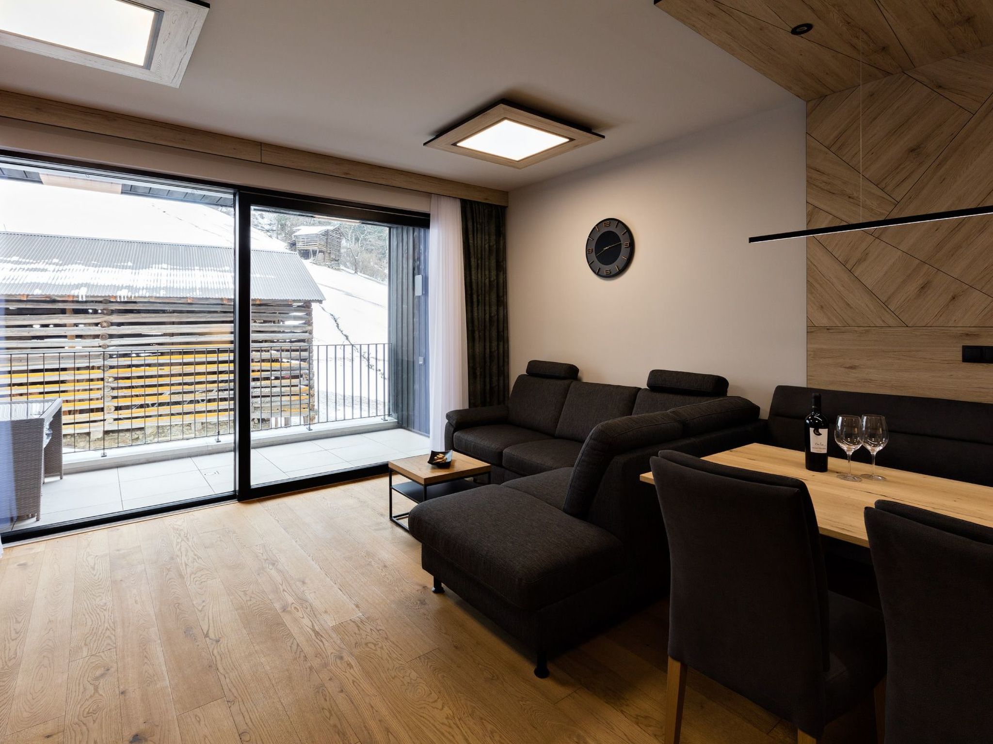 Moderne Wohnung mit einer wunderschönen Aussicht-Image-tags.info