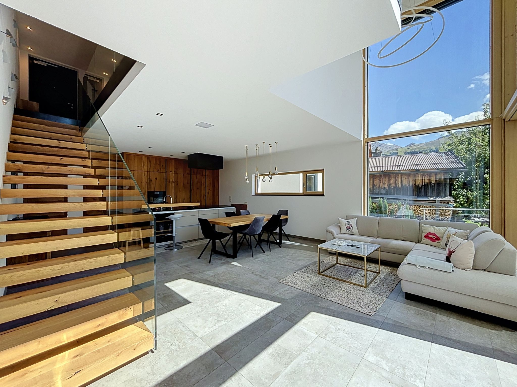 Photo of Skyline Retreat