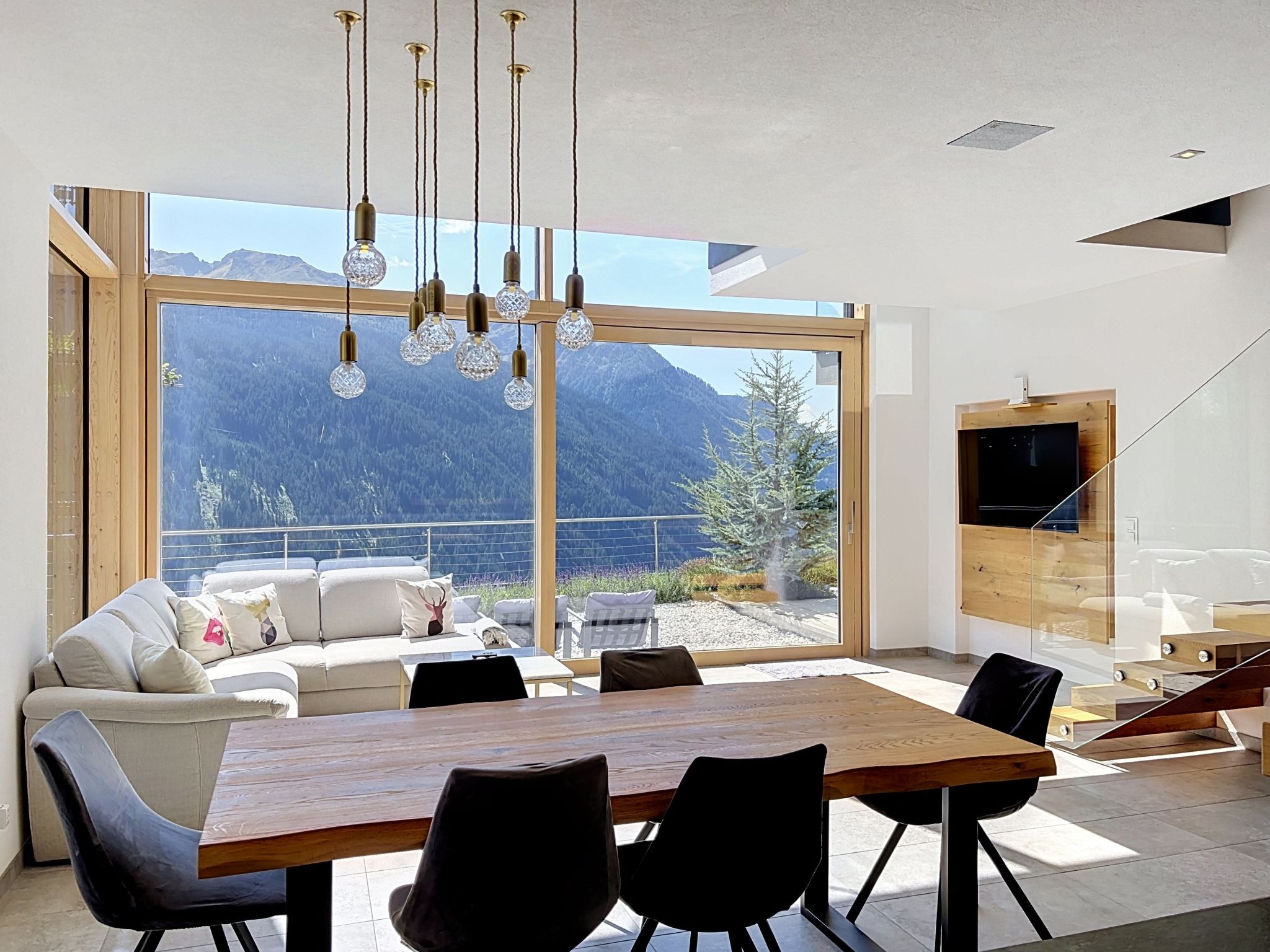 Photo of Skyline Retreat