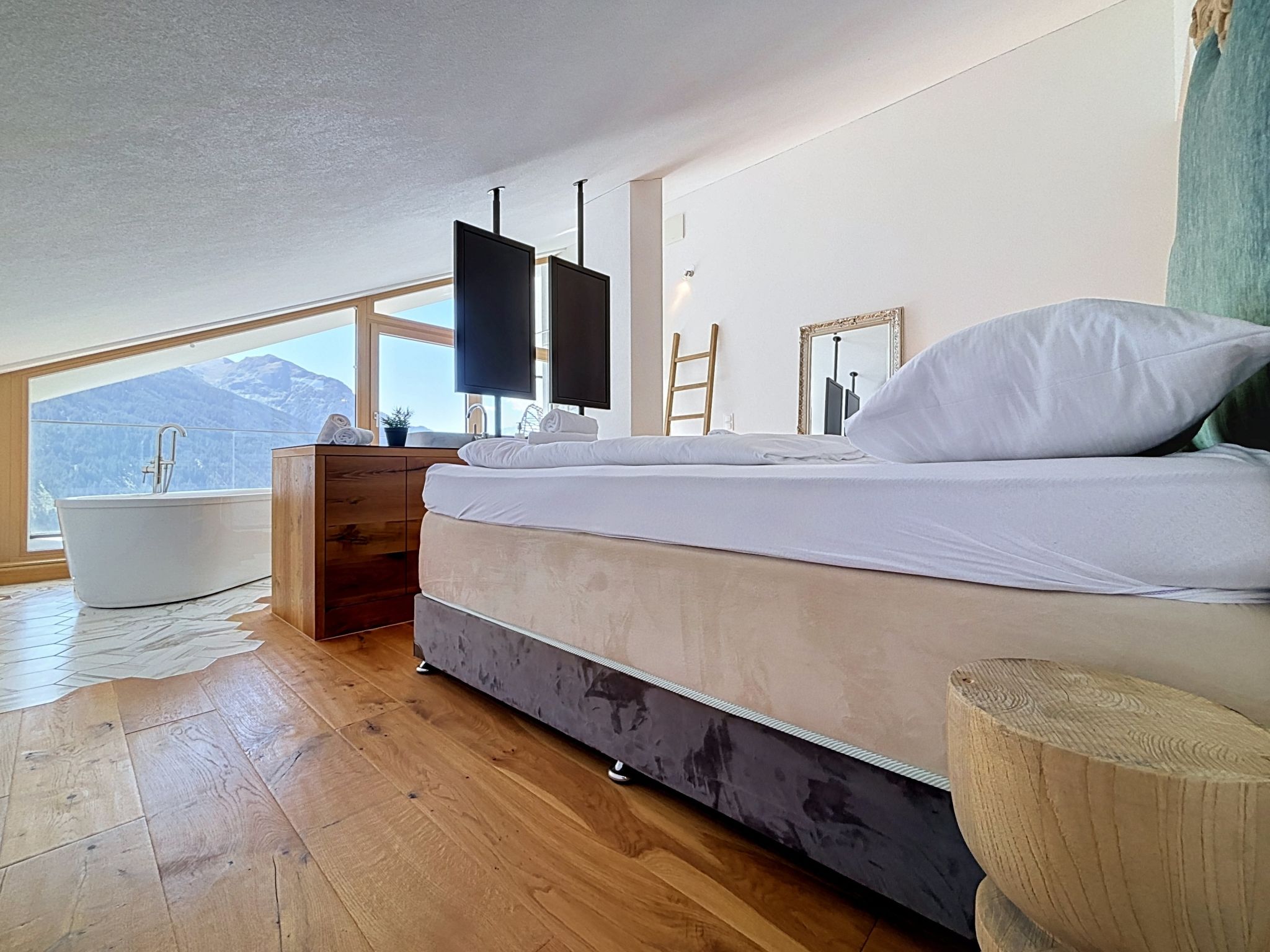 Skyline Retreat