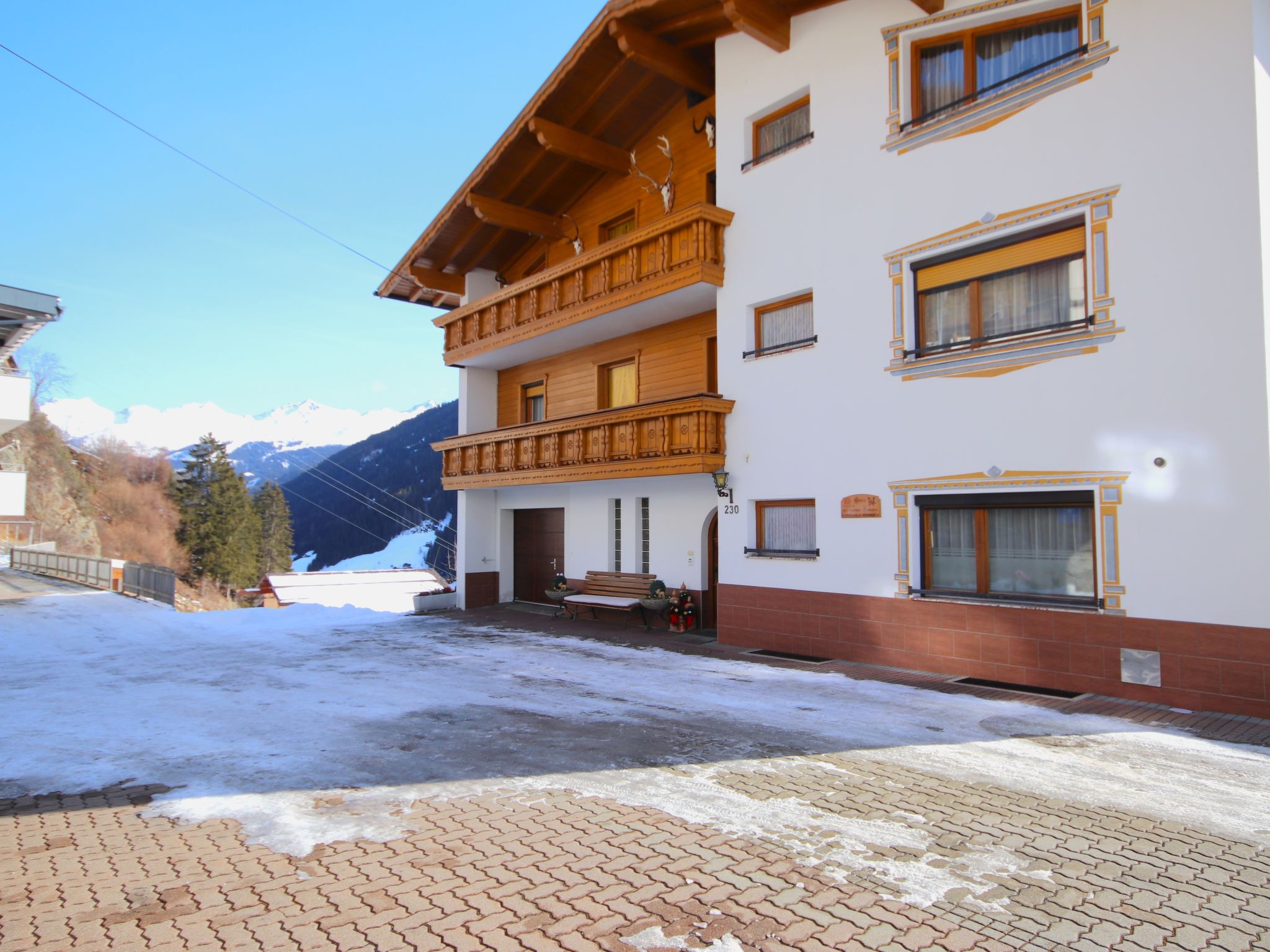 Photo of Garni Regina