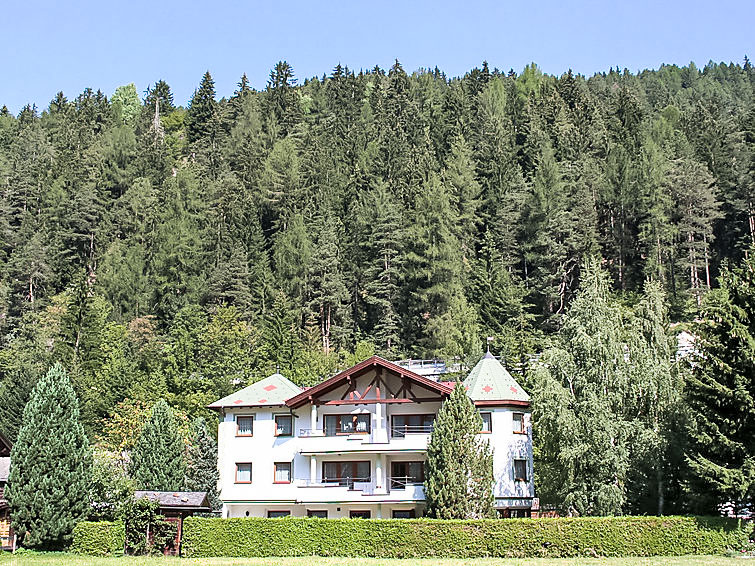 4-persoons appartement met bergzicht in centrum Pettneu am Arlberg in Pettneu am Arlberg