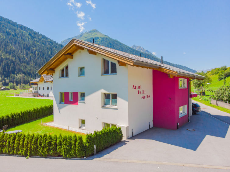 Bella Monte Apartment in St Anton