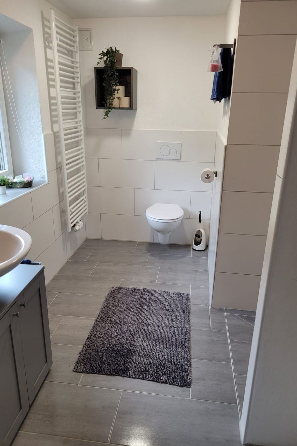 Bergwiese mit Balkon-Binnen