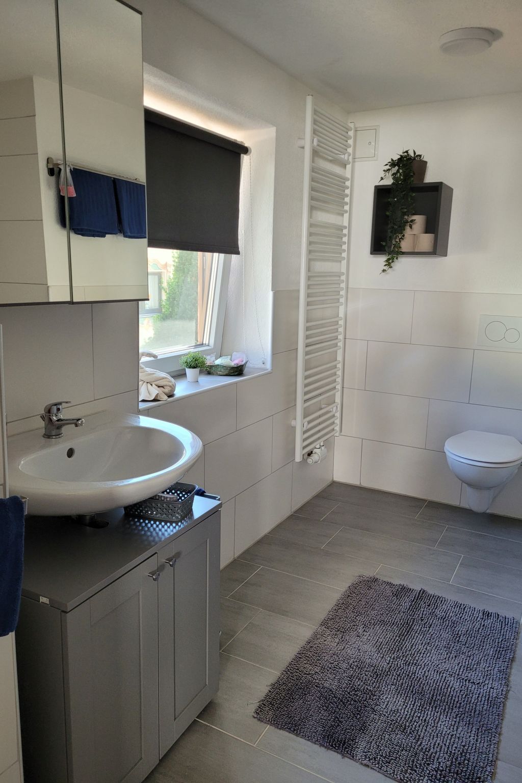 Bergwiese mit Balkon-Binnen