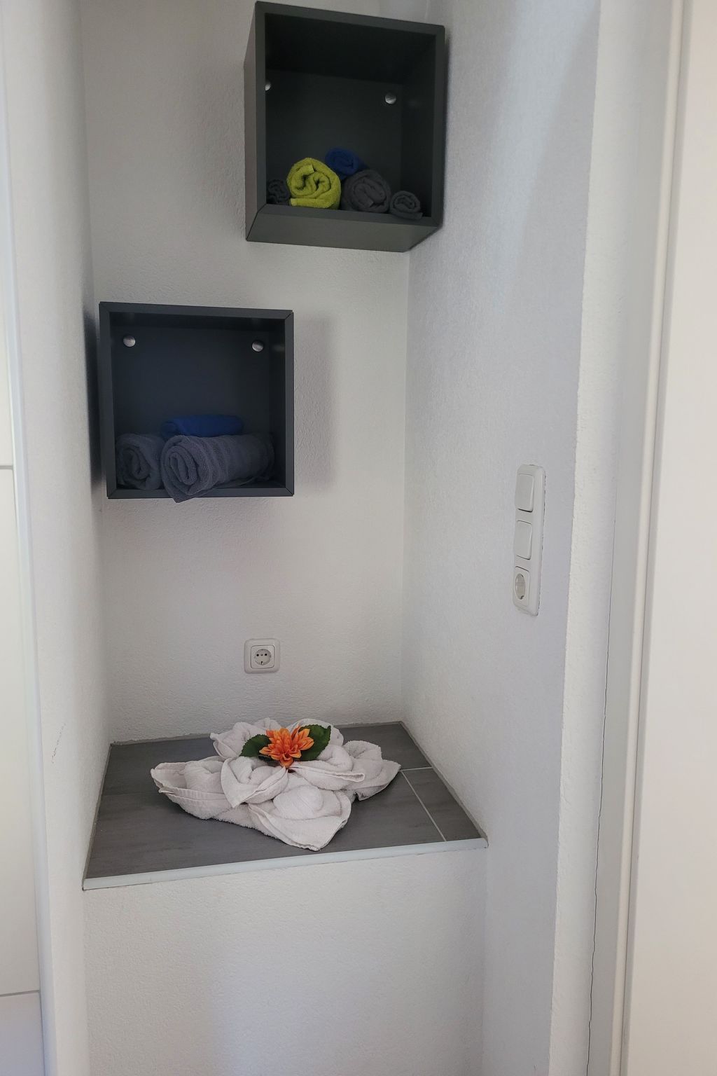 Bergwiese mit Balkon-Binnen