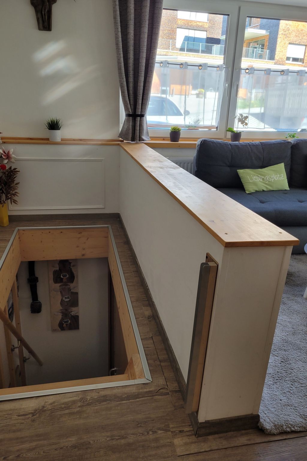 Bergwiese mit Balkon-Binnen