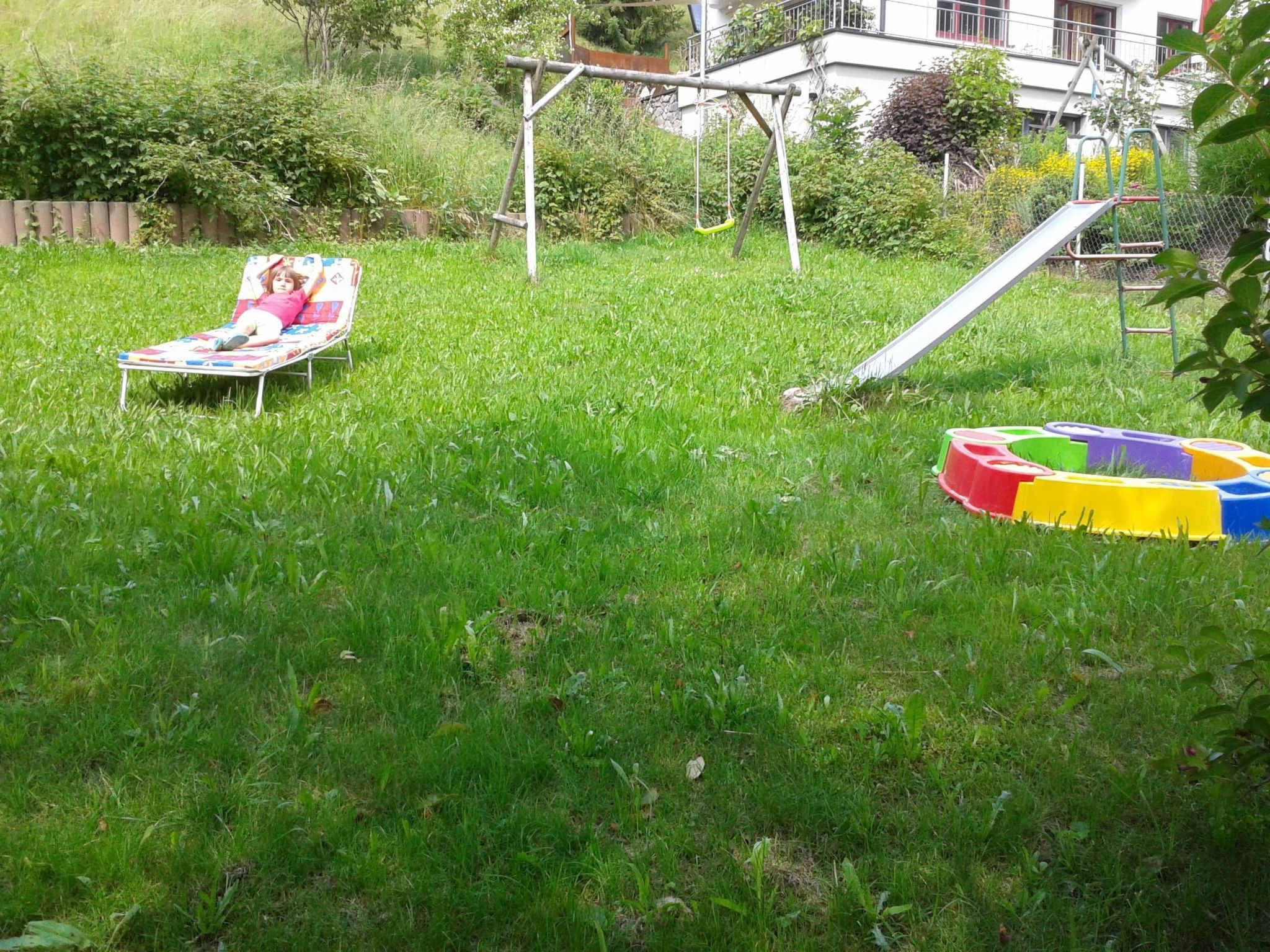 Große Wohnung in Silbertal mit Großem Garten-Binnen