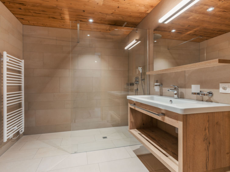 Alpin Resort Montafon - Slide 11