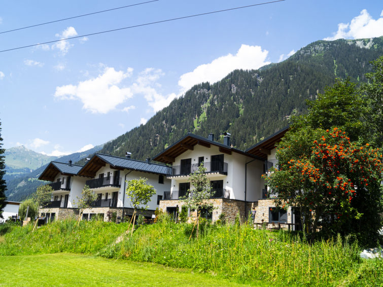 Chalet Montafon in Gaschurn met sauna en bergzicht in Gaschurn