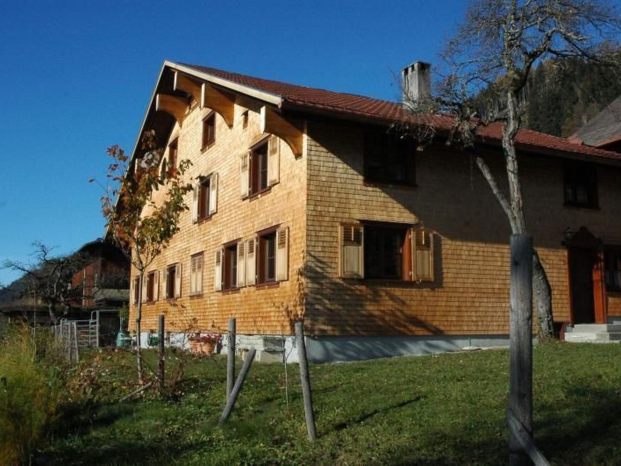 A warm welcome!

On the sunny side of the Walgau at 900 metres above sea level lies our holiday home, a two-family farmhouse that is over 300 years old, which has been adapted to modern comforts and l..