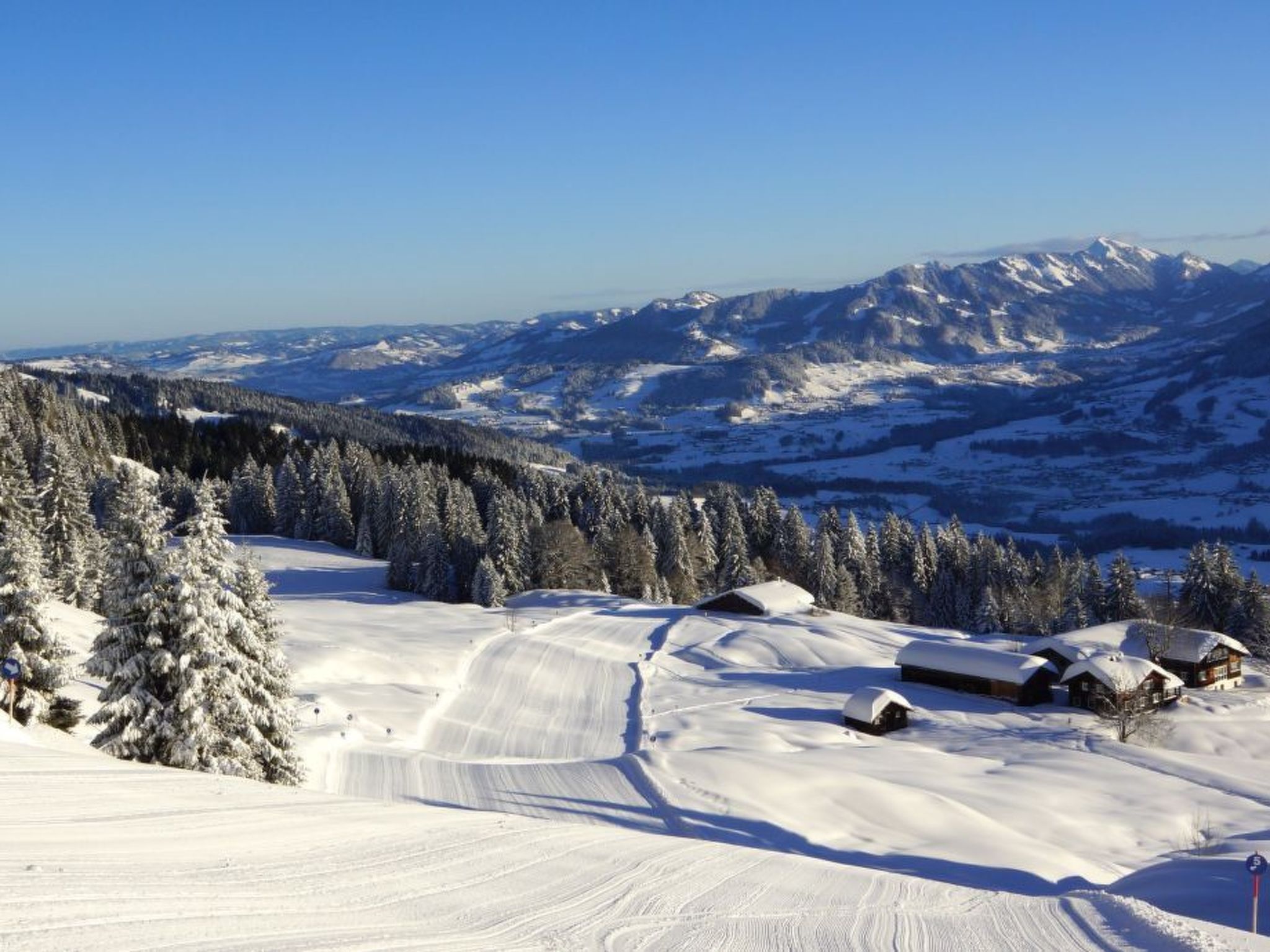 Neue Ferienwohnung in Schwarzenberg mit Garten und Grill-Image-tags.info