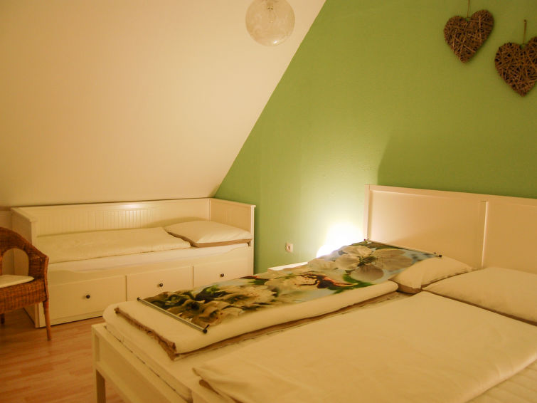 Search and Stay destination Mörbisch am See, Burgenland - Austria from AU$ 117. Hofgasse