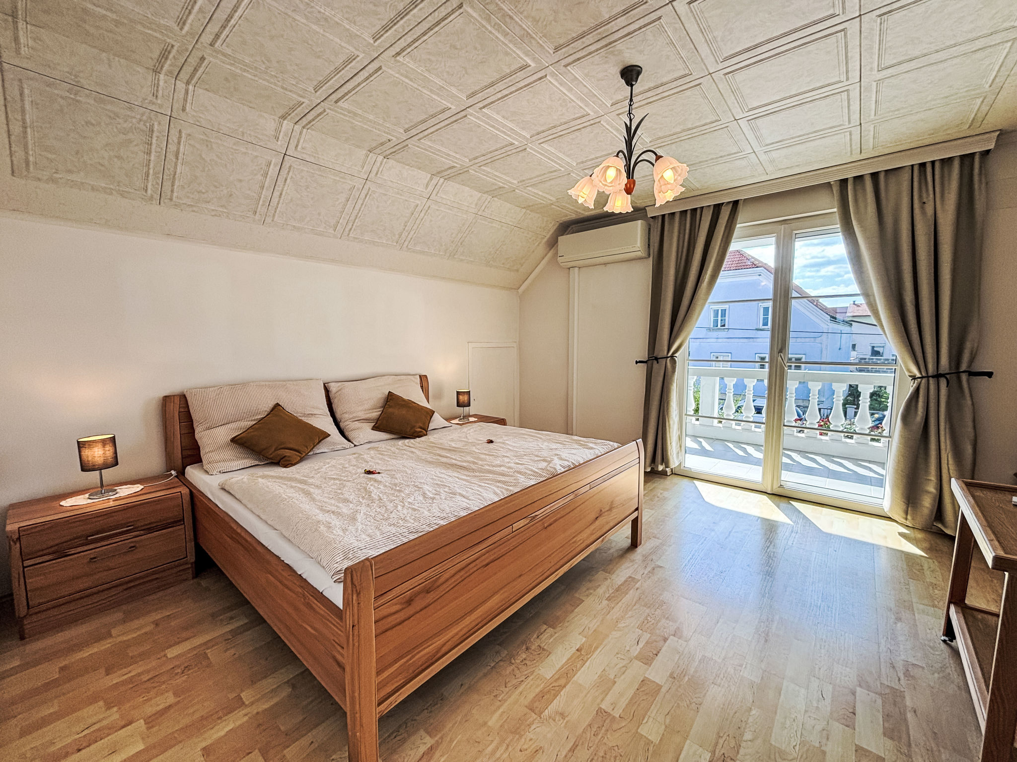 Großmutters Ferienhaus-Binnen