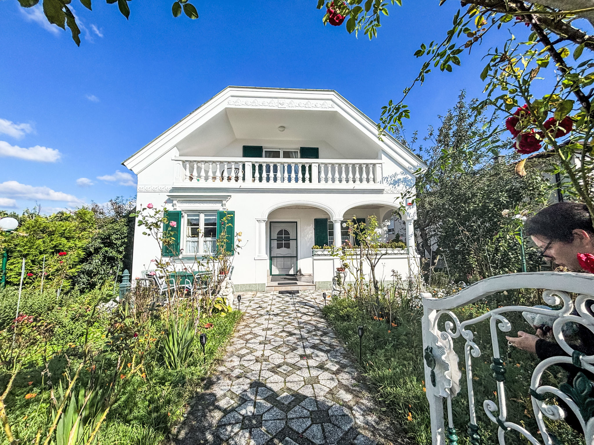 Großmutters Ferienhaus-Buiten