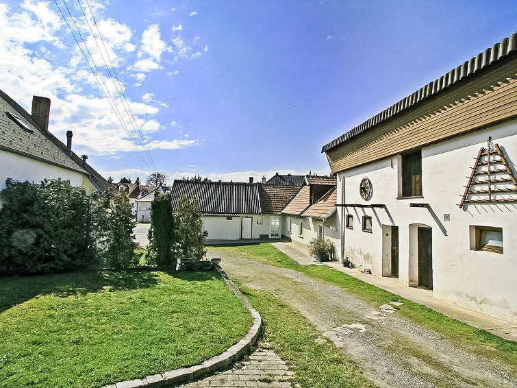 Search and Stay destination Gemeinde Ritzing, Burgenland - Austria from AU$ 222. Friedl