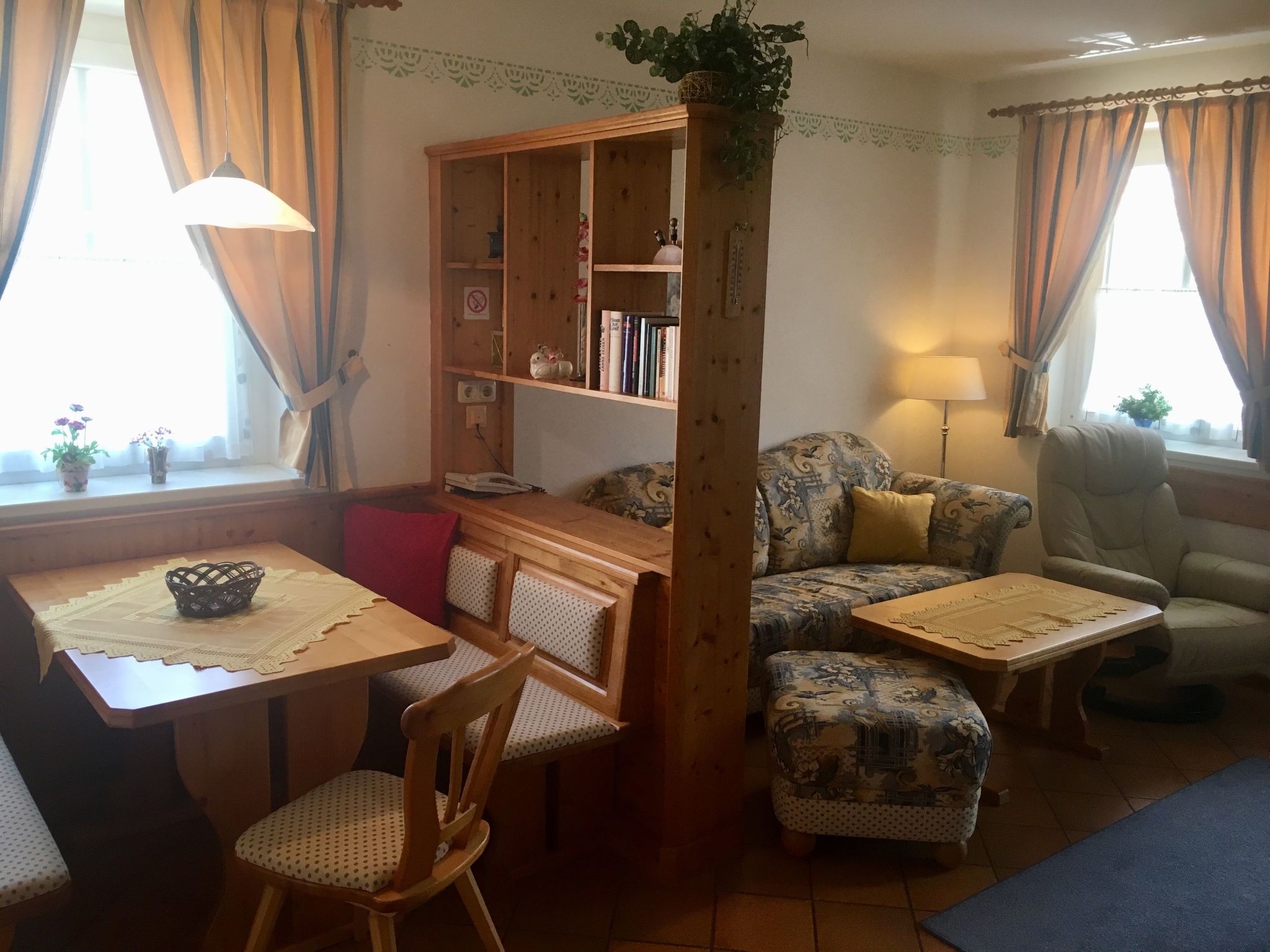 Thermen Apartment-Inside