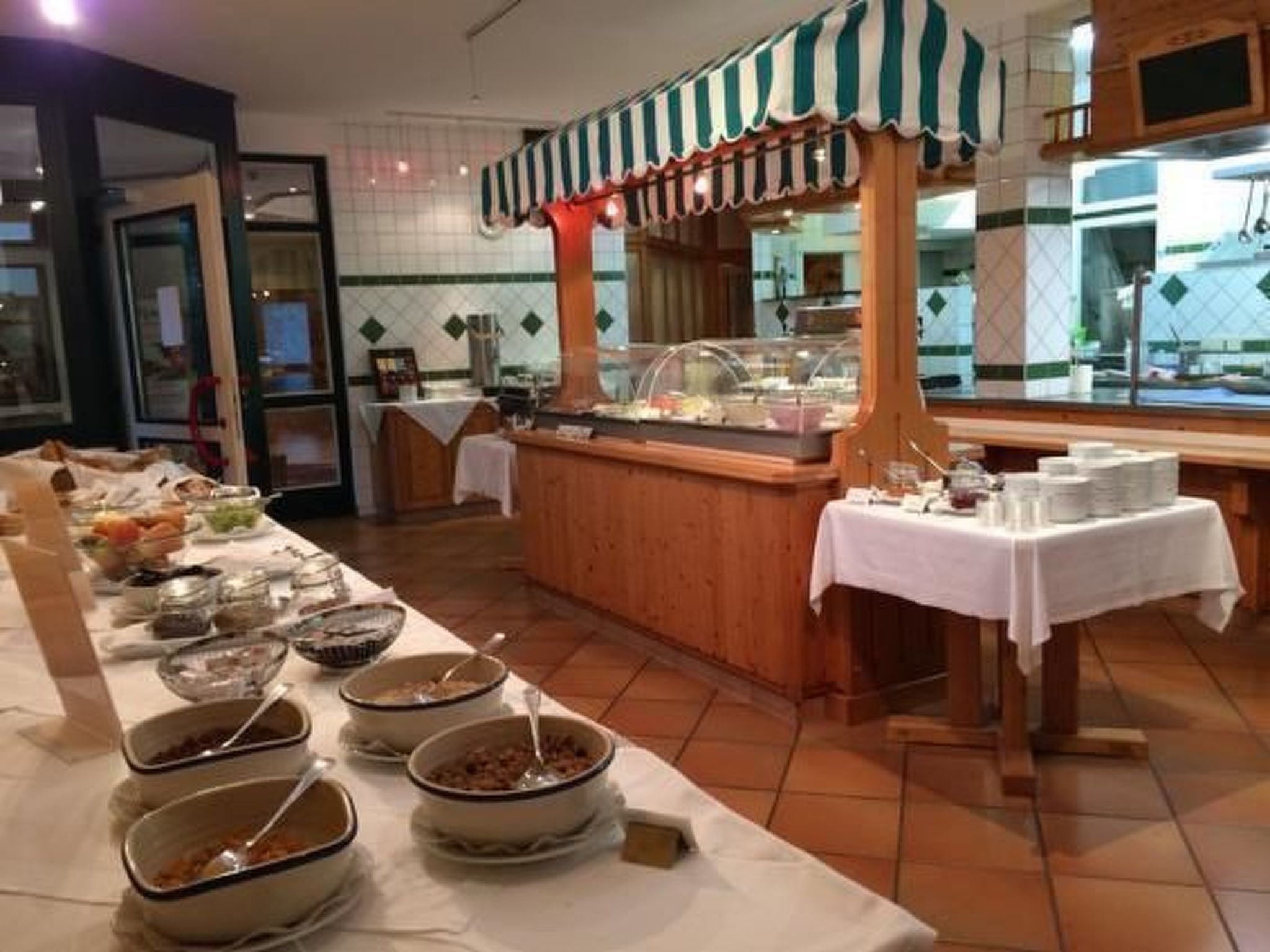 Thermen Apartment-Inside