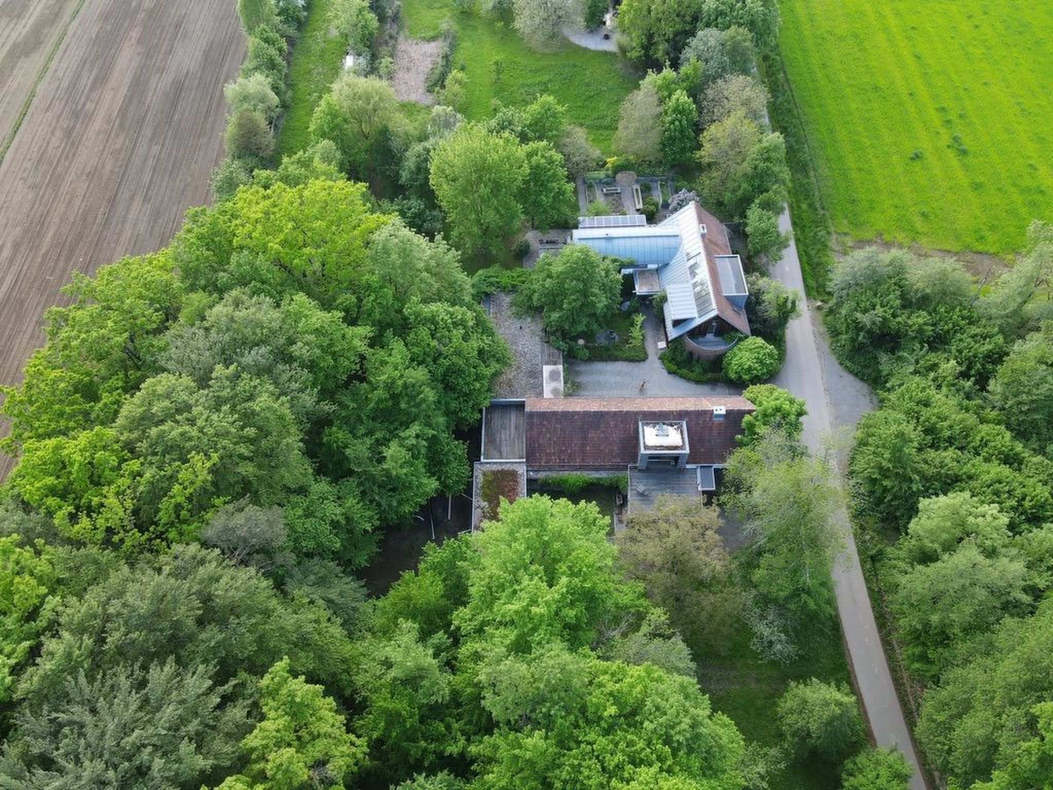 Idyllisch am Waldrand gelegene Ferienwohnung - Binnen