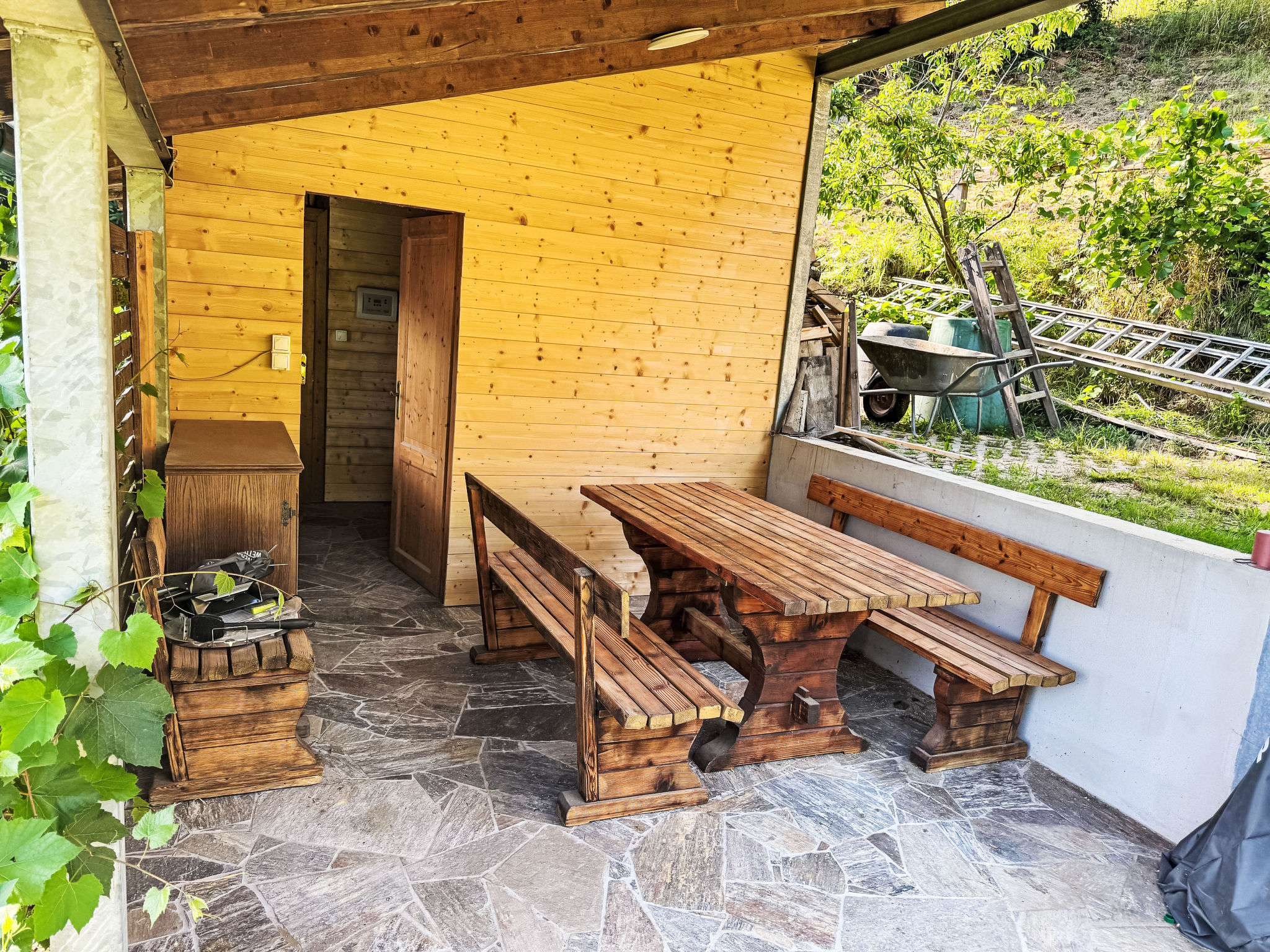 Haus im Grünen — Terrace (2 of 43)