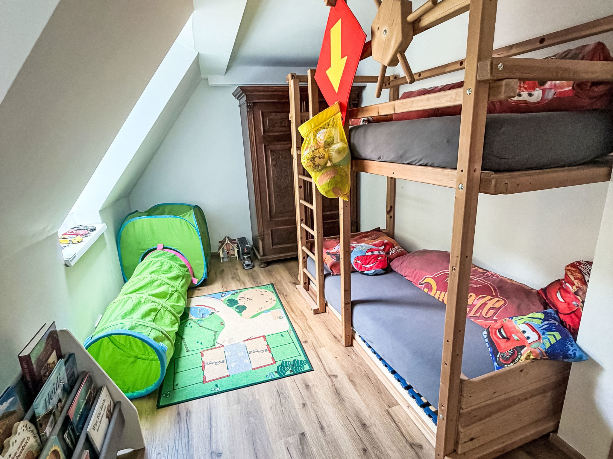 Haus im Grünen - Binnen