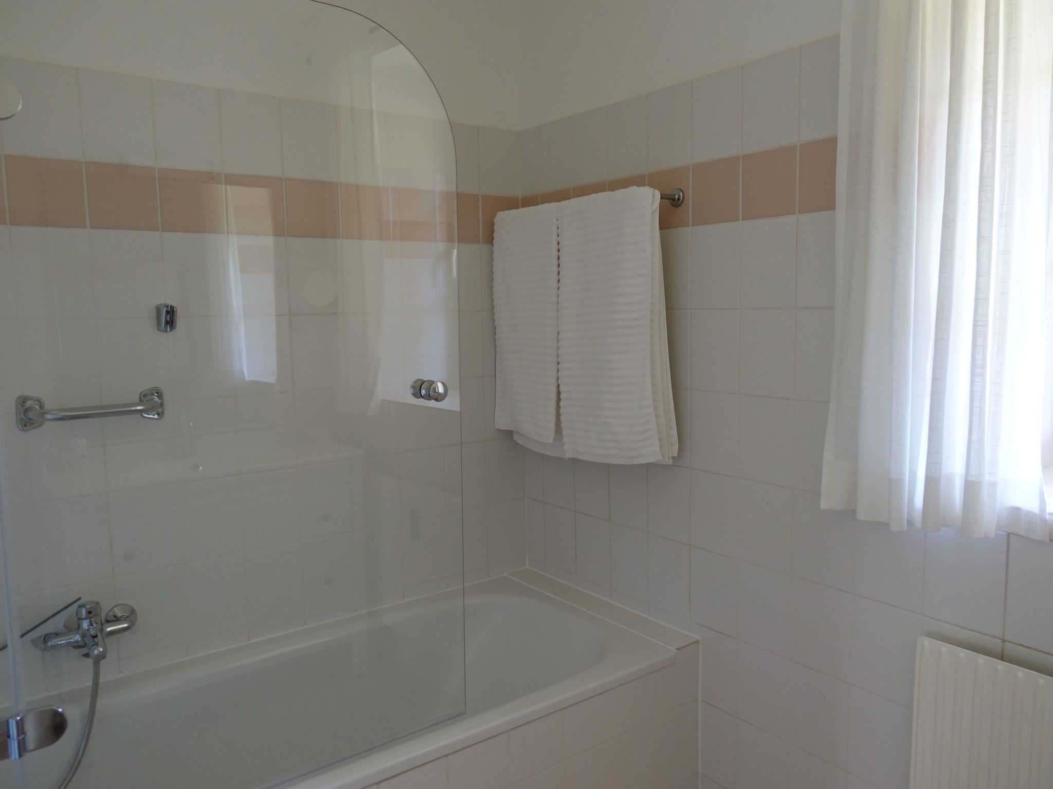 Landgut mit Terrasse-Binnen