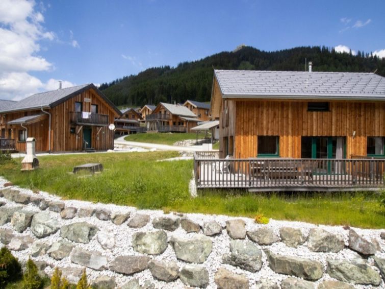Vrijstaand vakantiehuis in Hohentauern met bergzicht en piste op 300m in Hohentauern