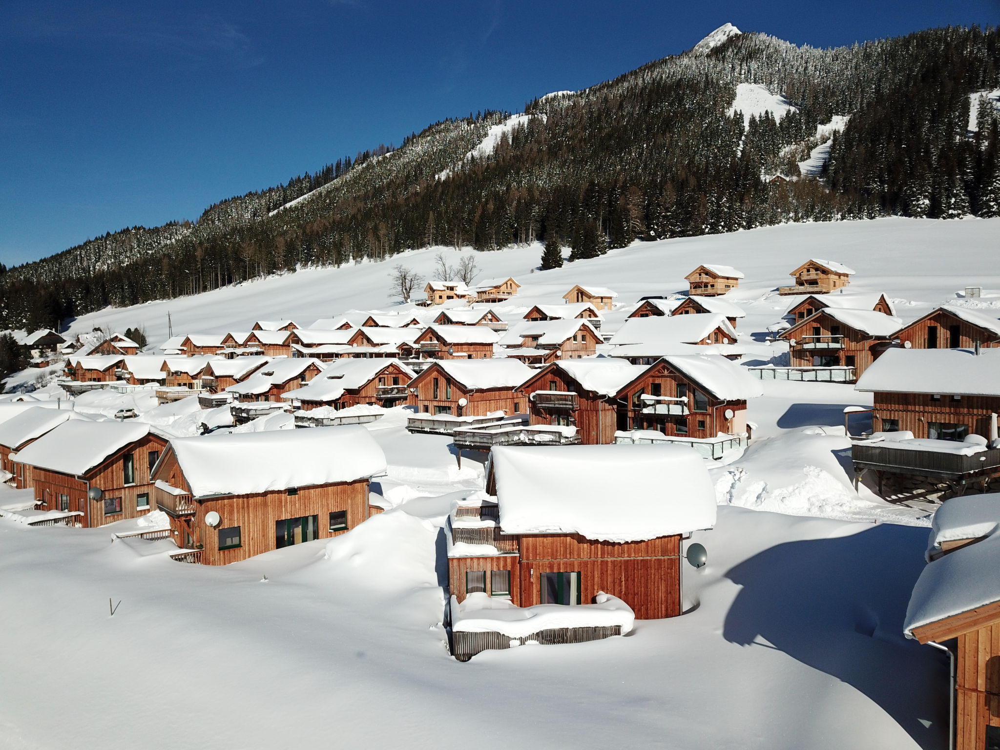 Superior Alpenverblijf #43 met whirlpool direct aan de skipiste in Hohentauern - foto 13