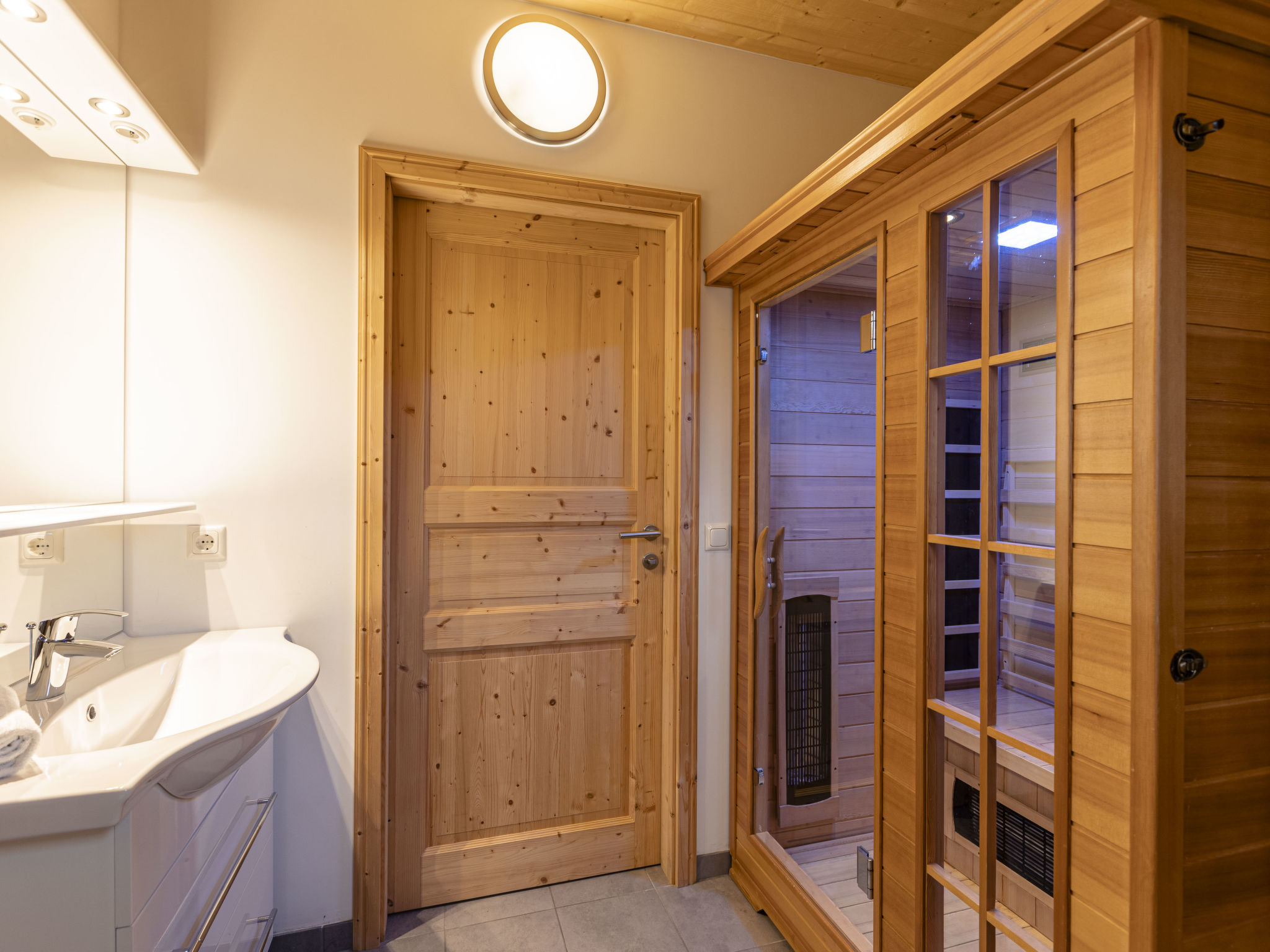 Superior #57 Sprudelwanne: vrijstaande chalet aan de skipiste in Hohentauern - foto 27