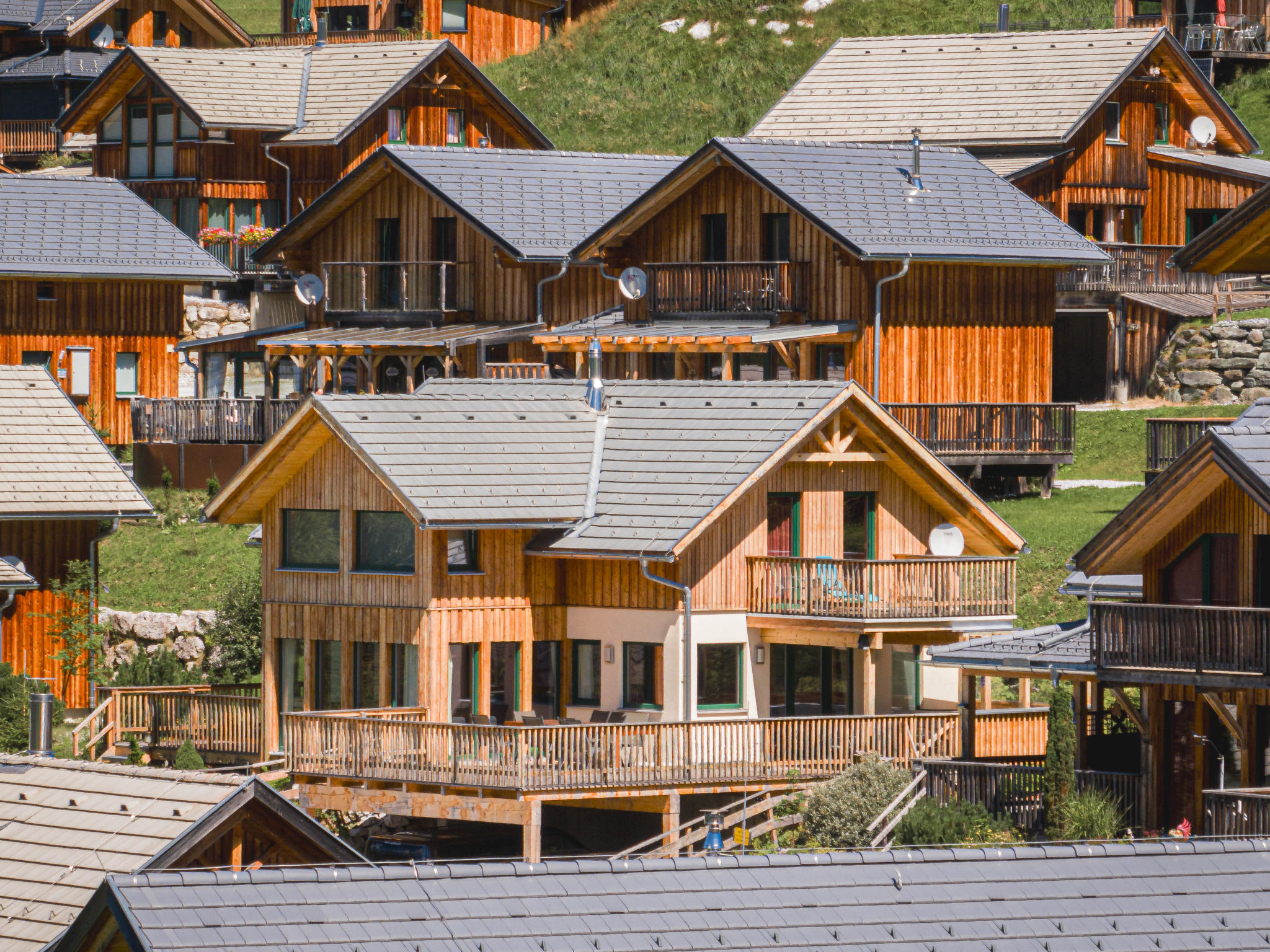 Premium Chalet #18 met privé sauna & whirlpool aan de piste - foto 17