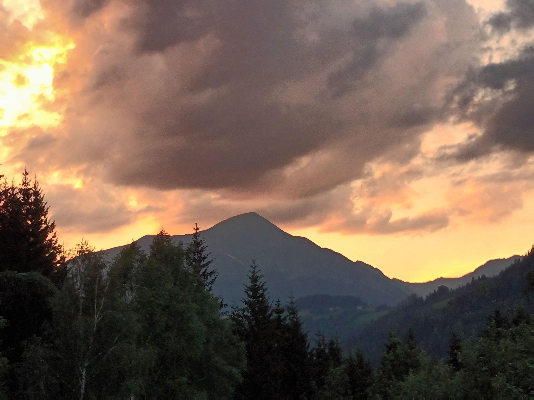 Umundumhütte-Binnen